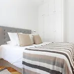 Apartamento Las Cortes II En Madrid