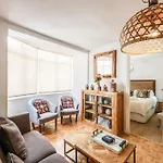 Urban Oasis In Madrid - Steps From River Manzanares