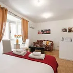 Studio Located In Puerta De Alcala - 2
