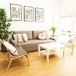Cuatro Caminos Apartment