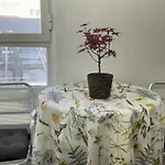Apartamento Con Terraza Cerca Al Aeropuerto