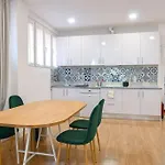 For You Rentals Coqueto Apartamento Temporal En El Centro De Madrid Pfr5