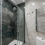 Salamanca II Calle Diego De Leon 2Br 2Bh