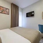 Hostal Sun Gate