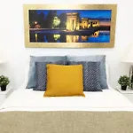 Apartamento De Diseno En Plaza Mayor