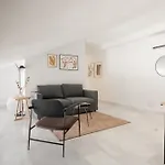 Sonder Santa Ana