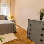 Piso Con Terraza En Madrid Rio