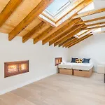 Gran Via XV Calle De Las Conchas 4Br 4Bh