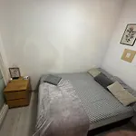 Centrico Y Precioso Apartamento En Madrid