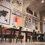 Gallery Hostel Madrid Residencia