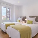 Charming Apartment For 4 Steps Away From Mercado De San Miguel , Calle Mayor IV