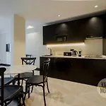 Wonderful Apt Para 7 En Preciados-Plaza Del Carmen E2