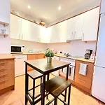 Centric Rooms Madera Gran Via
