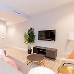 Home Art Apartments Bernabeu