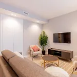 Home Art Apartments Bernabeu