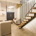 Guernica Luxury Duplex - Location, Light, And Art