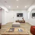 Apartamento De Diseno Gran Via -No Ascensor-