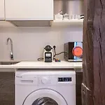 Moderno Apartamento En El Centro By Bebalmy