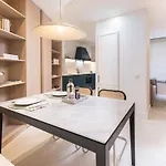 Homeclub Estiloso Estudio Cerca De Bernabeu IV