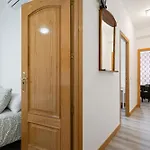 La Latina Sol. Espacioso Apartamento, 12 Pax