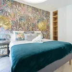 Gran Via Capitals By Monaro*****
