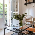 Retiro At Your Doorstep Enjoy The Heart Of Madrid