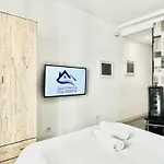 Apartamentos Day Madrid HORNO Centro Gran Via Sol Malasaña