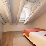 MIT House Plaza Mayor Attic en Madrid