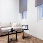 4- Hotel-Style Apartment In Puerta Del Sol