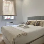 Artbel Rentals En Plaza Castilla -Vizcainos