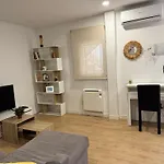 Artbel Rentals En Plaza Castilla -Vizcainos