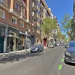 Comoda Habitacion Doble Cerca De Los Lugares Emblematicos De Madrid