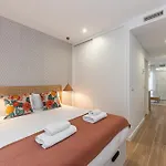 Waou Best III Madrid Rio