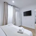 Lovely Apartments - Completo Apartamento En Excelente Ubicacion En Madrid