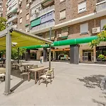Madrid Con Parking Para 4, Vive La Latina