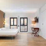 Ha Aparthotel Retiro Suites