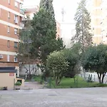 Increible Apartamento Reformado En El Brooklyn Madrileno