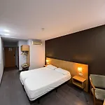 Hostal Mediterranea