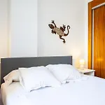 Apartamentos Adelfas