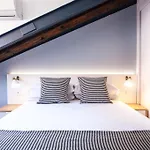 Malasaña Central Suites