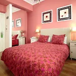 Hostal Adria Santa Ana