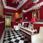 Hostal Adria Santa Ana