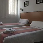 Hostal R. Lido