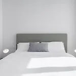 Home Art Apartments