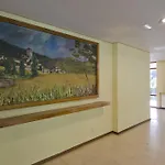 Friendly Rentals Mirasierra
