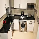 Mc Yolo Apartamentos Avenida De America