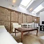 Gran Via Callao Apartment