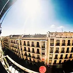 Lollipop Flats Plaza Mayor Suite