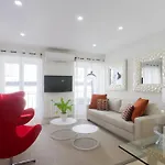 Dobo Rooms Relatores Apartments