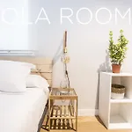 Hola Rooms
